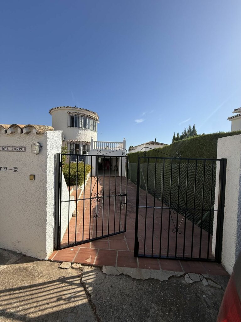 3130580224c363ca1aa44e8793010ff8 - 3