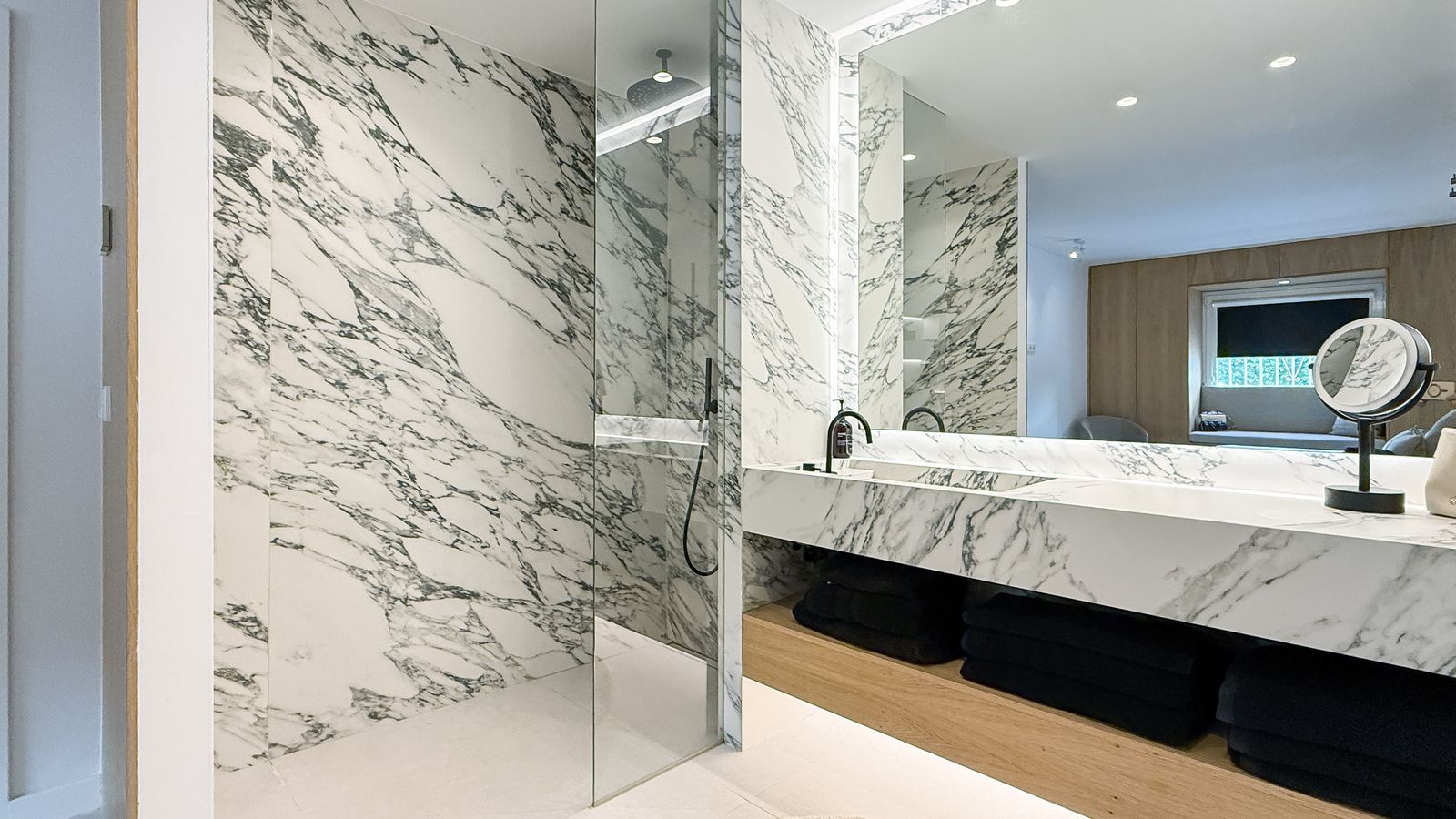 313c1d34d059acb0a8aa96cbd85313ed - 12