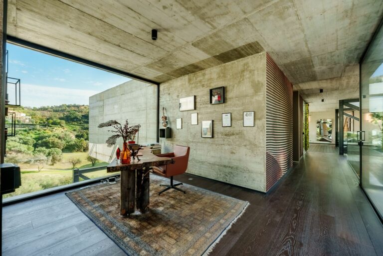 31b3896d2f2c7423b24850b567172406 - 10