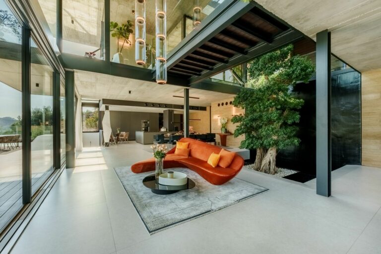 31b3896d2f2c7423b24850b567172406 - 2