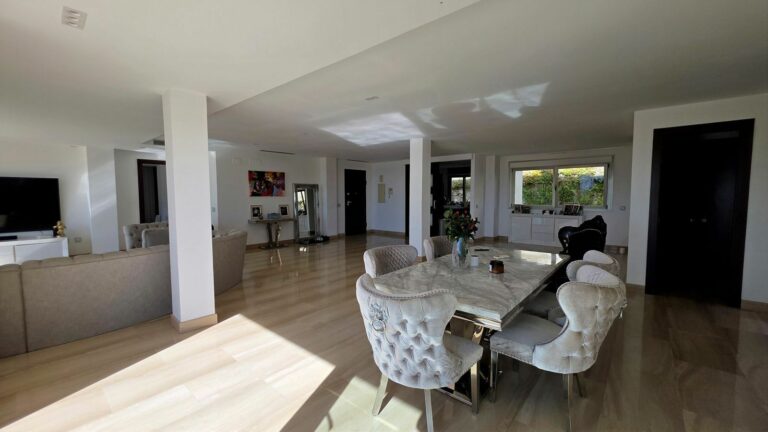 33a6577db2a05b31f2daf25a720d6620 - 3