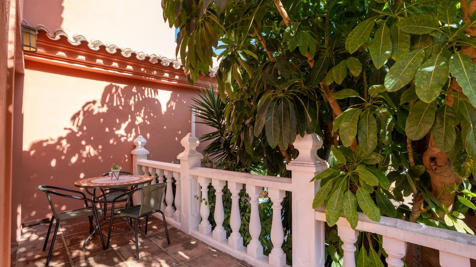 34911dcb077f5e42d8dbb586b351d530 - 15