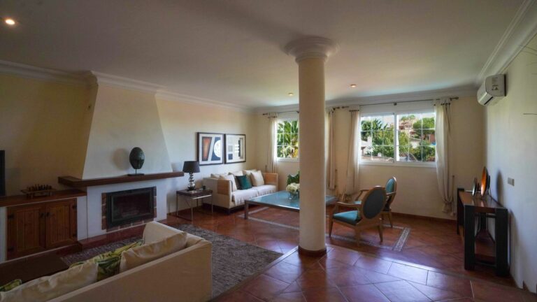 34911dcb077f5e42d8dbb586b351d530 - 3