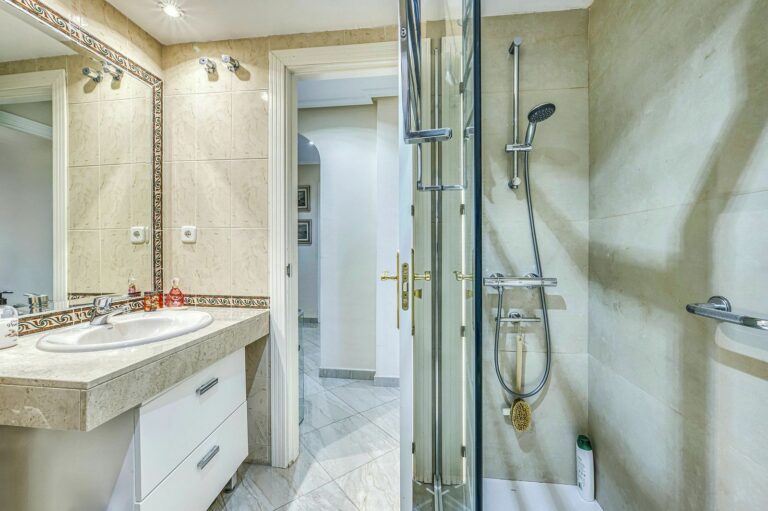 349410a907d4ca1f1da4cca26f05ae94 - 9