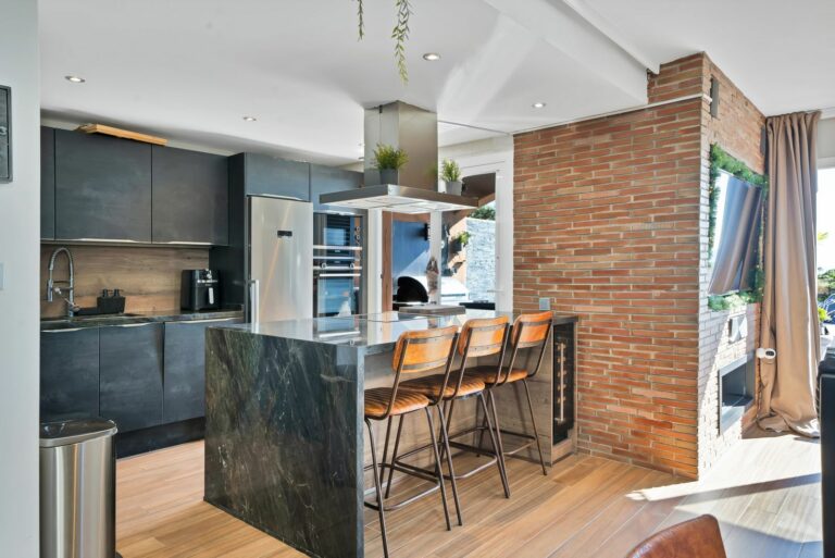 3553ba3a131d467c5883c8200be5d10a - 12