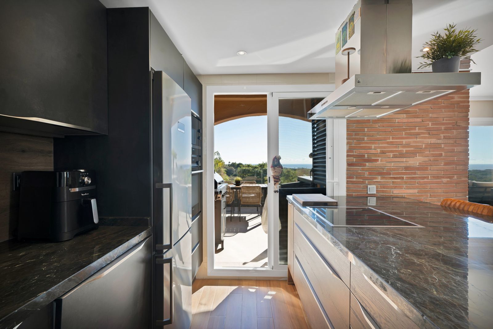 3553ba3a131d467c5883c8200be5d10a - 14