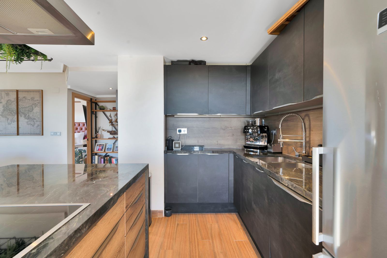 3553ba3a131d467c5883c8200be5d10a - 15