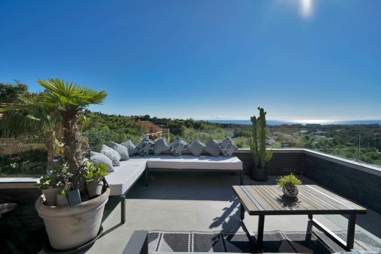 3553ba3a131d467c5883c8200be5d10a - 8