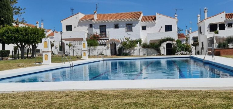 355f7308892b7ec6f3f836233c9781c1 - 1