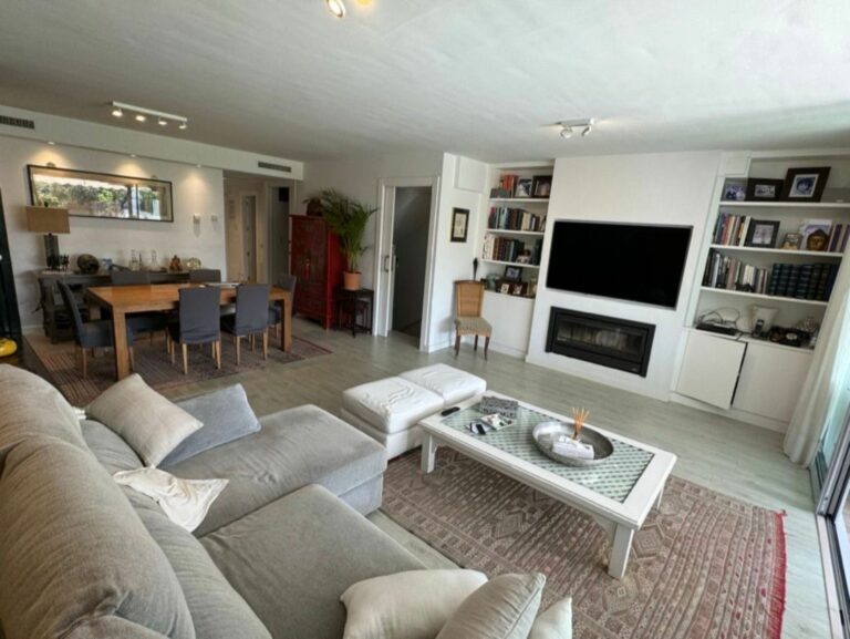 36a01f8fc4e1a4e1296c3bf5e895dad8 - 14