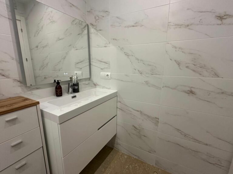 3742d0abd2507b588b1f0604433db0c1 - 12