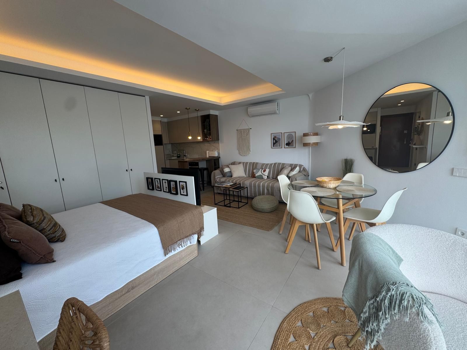 37a00398edc5d309f33f1ff2e3be995c - 5