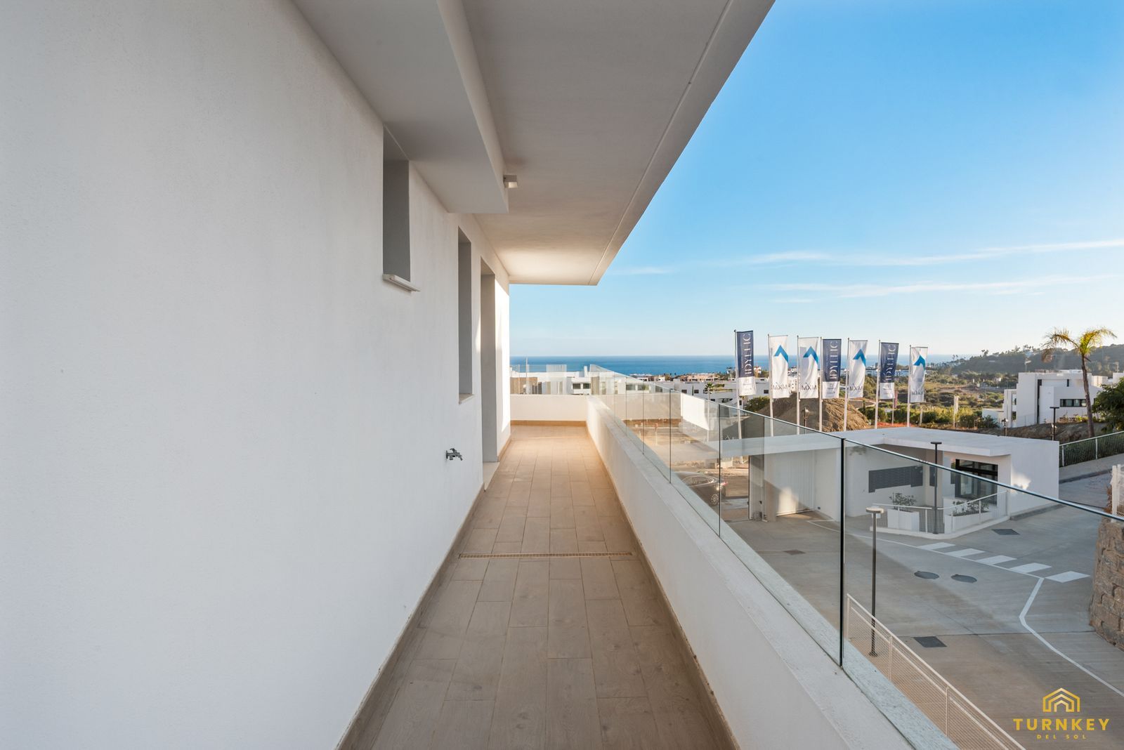 38e887c0168027dc9f42b43d3561f658 - 13