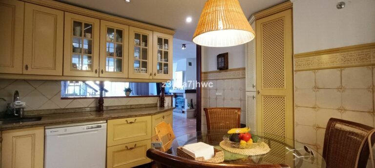 39824750185d6d93d2b53dd8ad134838 - 3