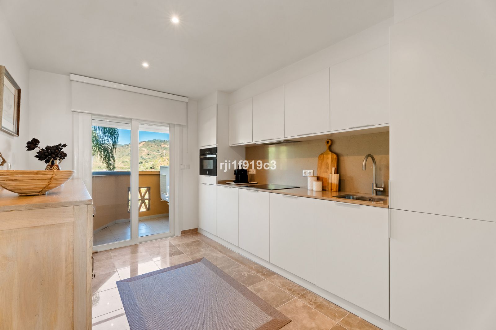 3ab03e8352c4e89da40a37a68cbaa2a7 - 6