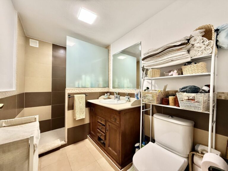 3b79fd815f1de24432c5e6637db49f51 - 15