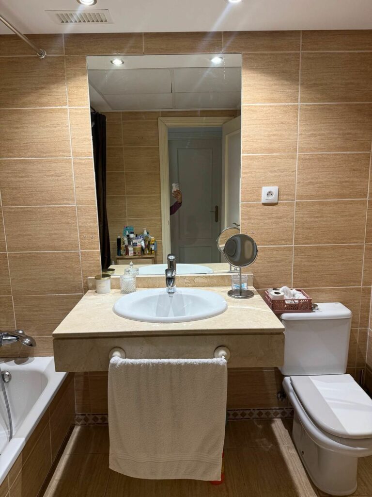 3babfc4e6e633b7a57856d727f2707bd - 12