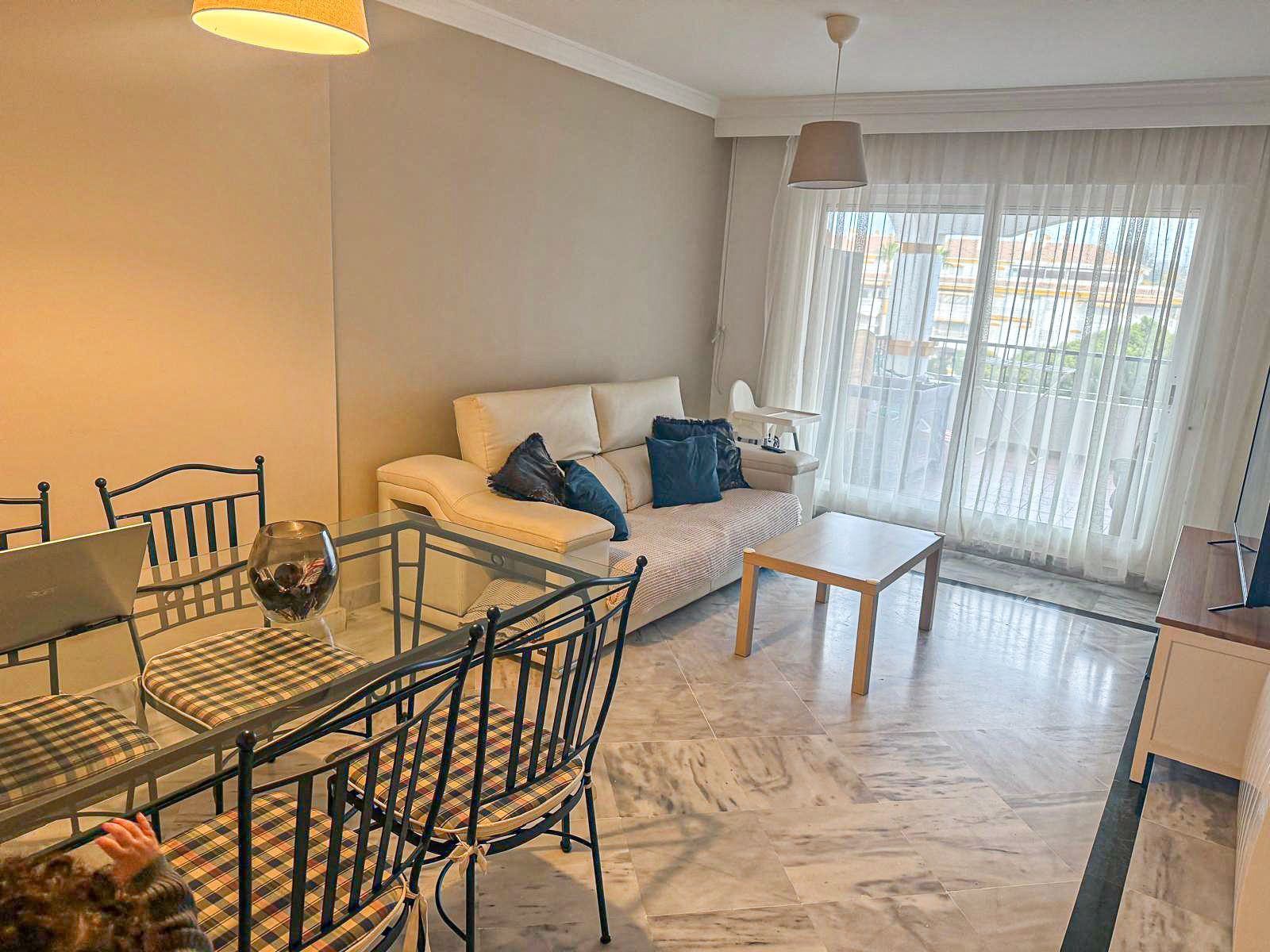 3babfc4e6e633b7a57856d727f2707bd - 3