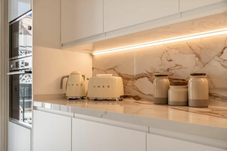 3bce63e8e17685dc3114198a0fa5d532 - 11