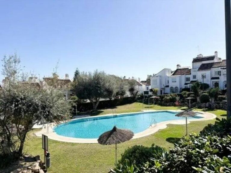 3c2643eae368459271827c3aac959eb8 - 1