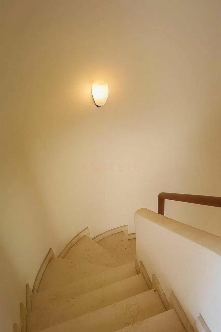 3c2643eae368459271827c3aac959eb8 - 11