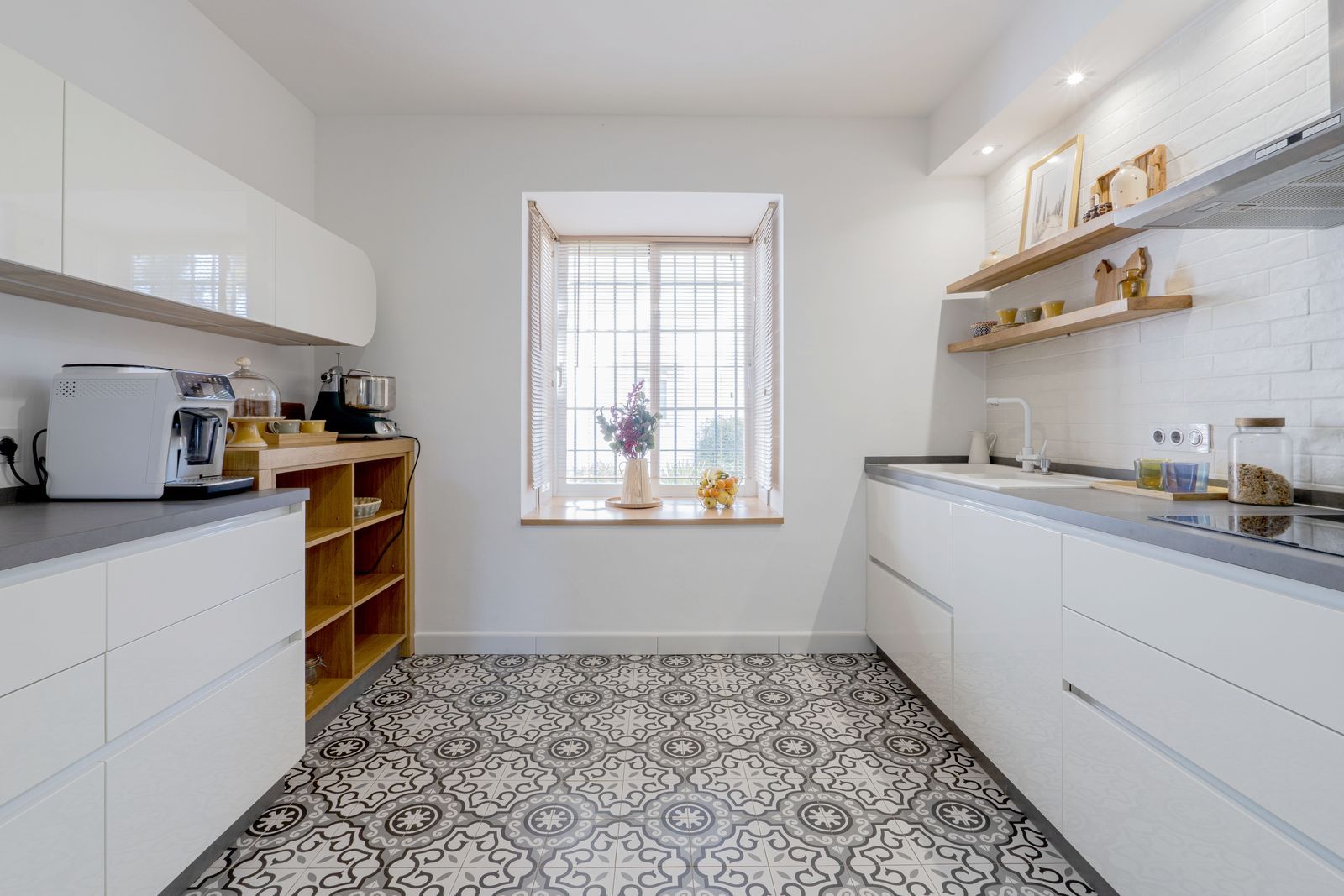 3c2f35ac9924f4b89b7f1a93f9ada22a - 10