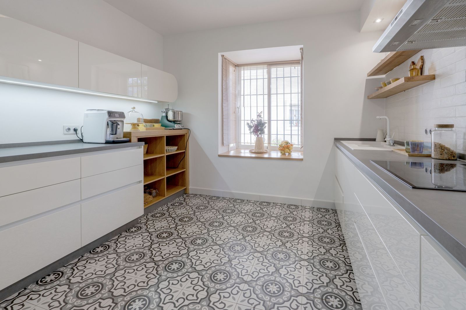 3c2f35ac9924f4b89b7f1a93f9ada22a - 12