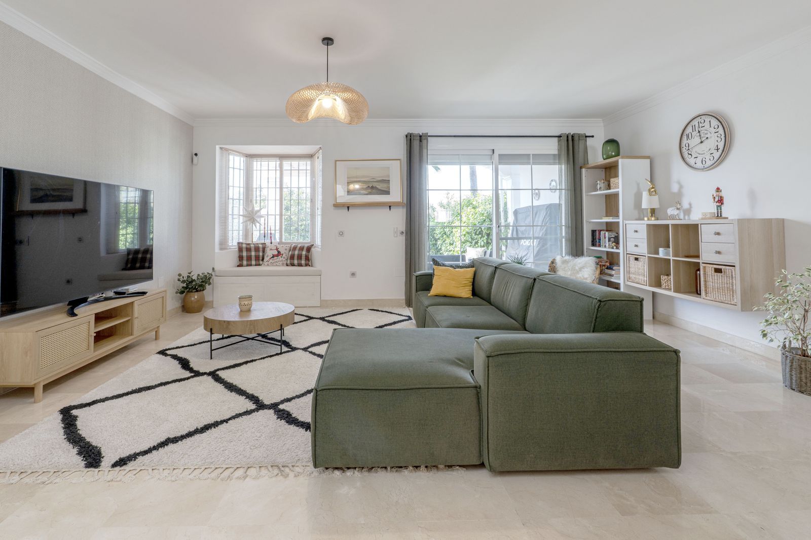 3c2f35ac9924f4b89b7f1a93f9ada22a - 2