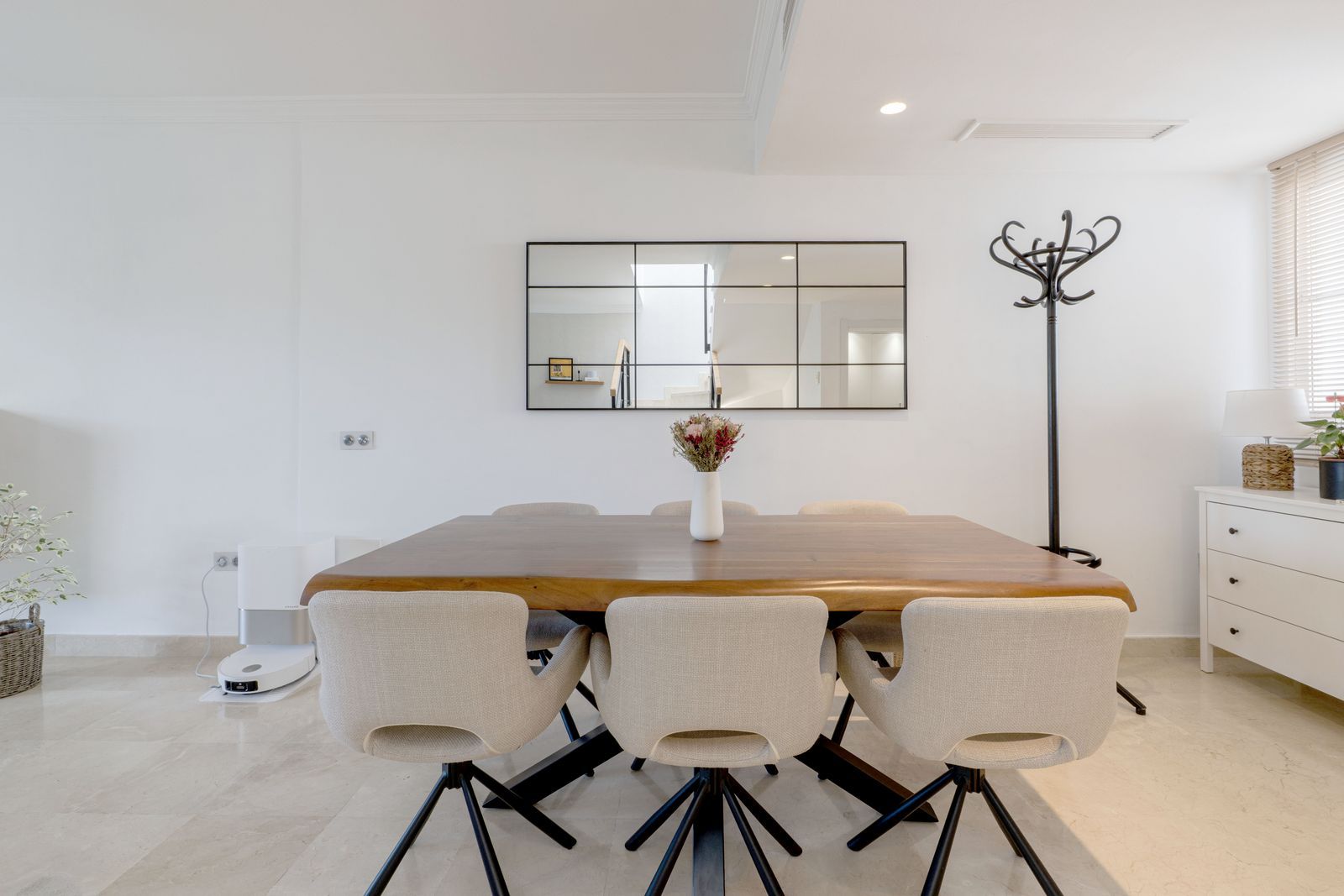 3c2f35ac9924f4b89b7f1a93f9ada22a - 6