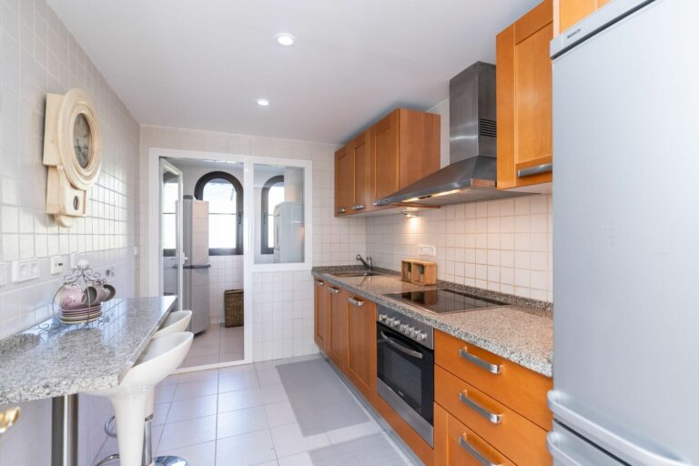 3c8a56a3226d3ececd862708fcc907f2 - 5