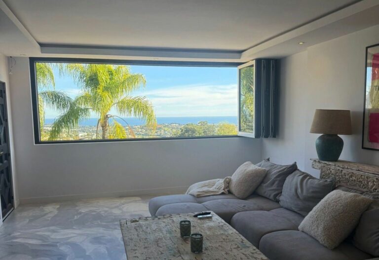 3d22df8fae4d1813202fa2ce9d81ebf1 - 1