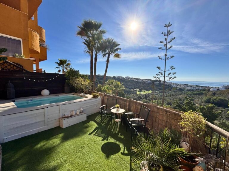 3d47d9c266a158f6e2393d37aae5066e - 1