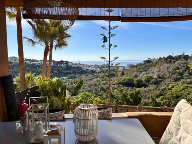 3d47d9c266a158f6e2393d37aae5066e - 13