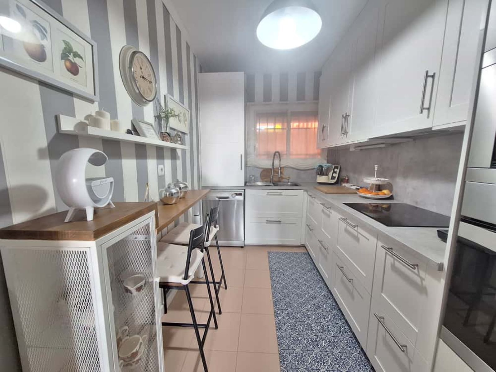 3d47d9c266a158f6e2393d37aae5066e - 15