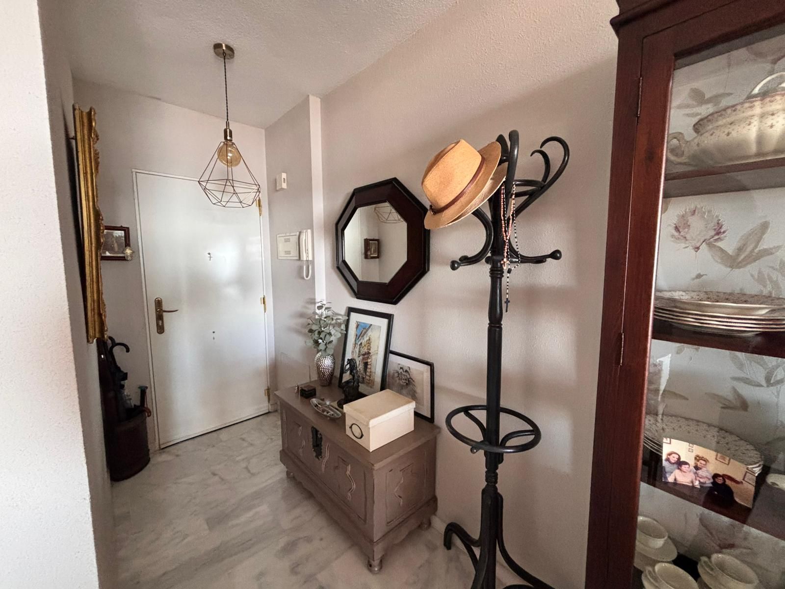 3d47d9c266a158f6e2393d37aae5066e - 16