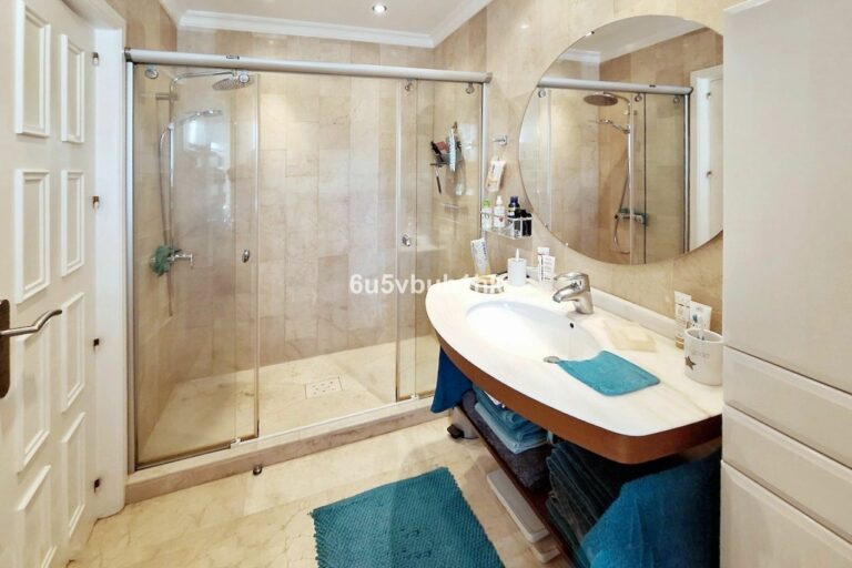 3dd93e2f43baa326e4ef5640b12aee2c - 13