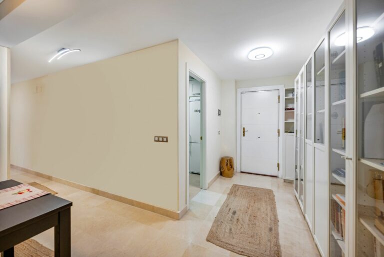 3e4f00bcb8f4bf1ba4726a37814f21ec - 11