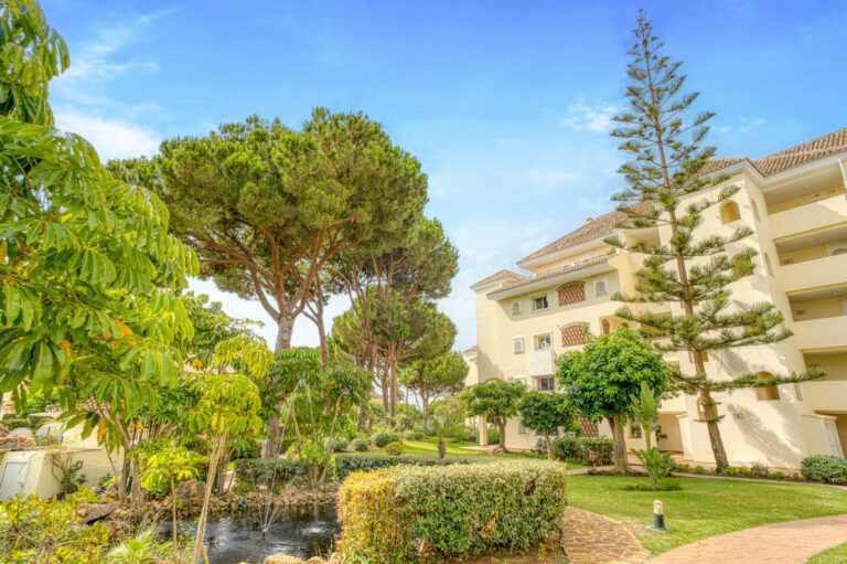 3f2f5a88a24d7468cf4c9798b0872602 - 15