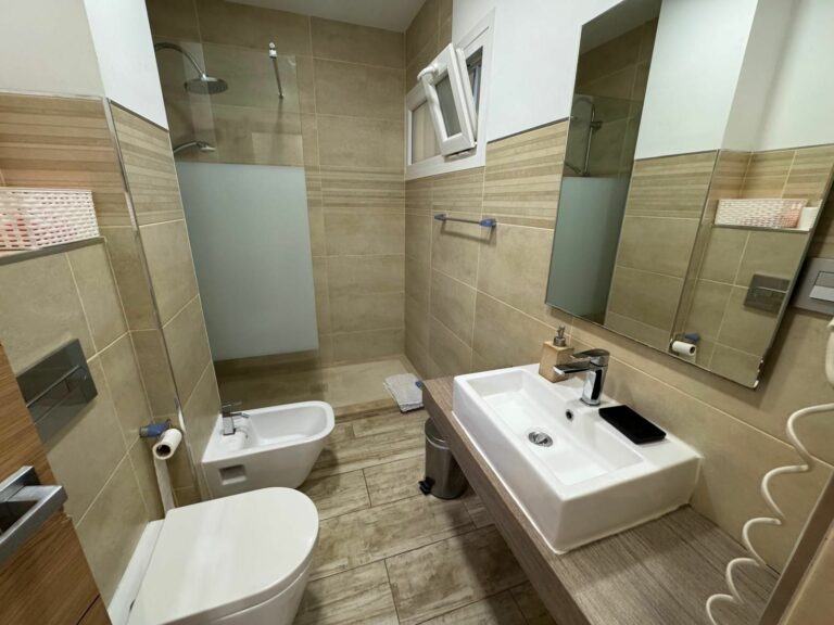 3fa9de69aa7ecd05cdbac3c6b077431e - 12