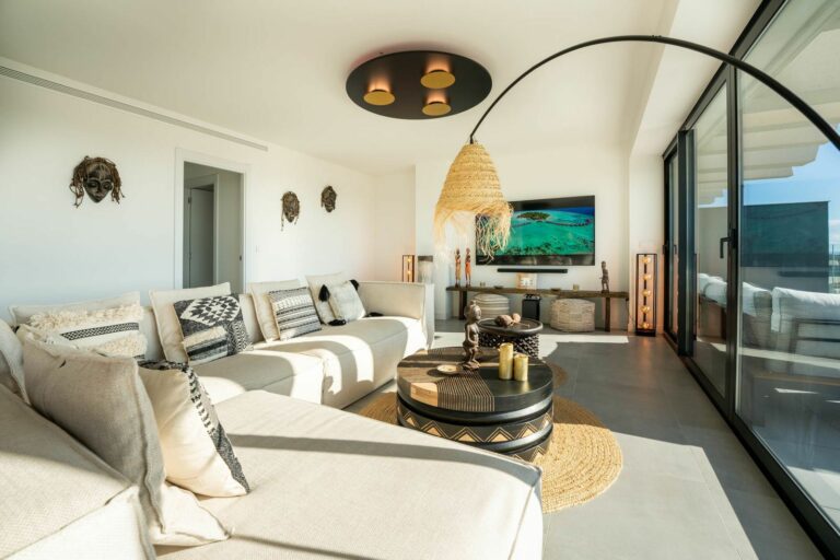 41ea0f3361cb5f335f9fe3460378d894 - 10