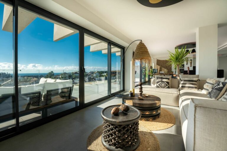 41ea0f3361cb5f335f9fe3460378d894 - 11