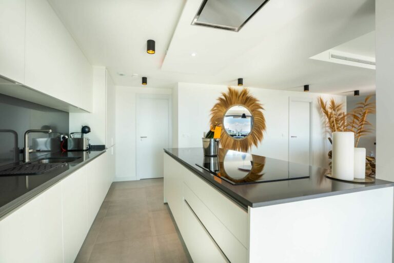 41ea0f3361cb5f335f9fe3460378d894 - 15