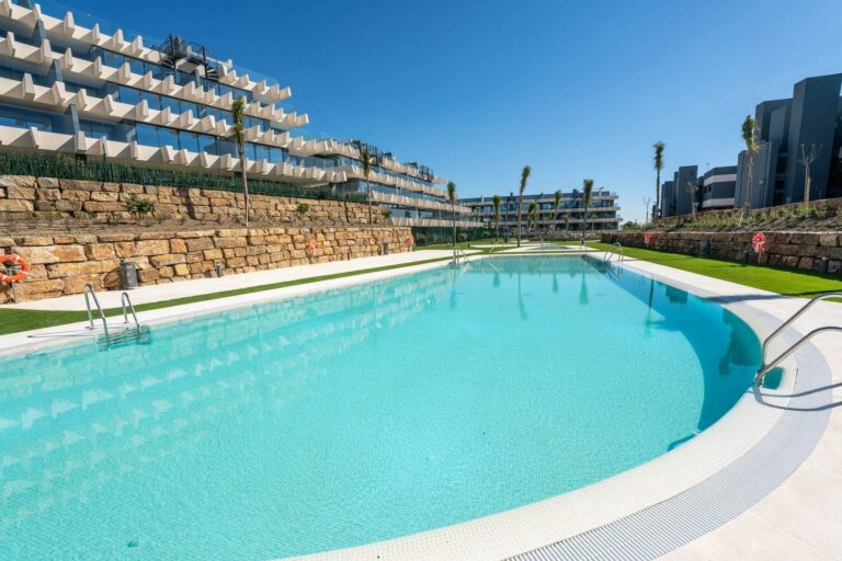 41ea0f3361cb5f335f9fe3460378d894 - 4