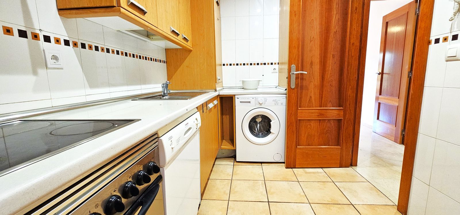 4279792802658ad6375b47905e711ba0 - 7