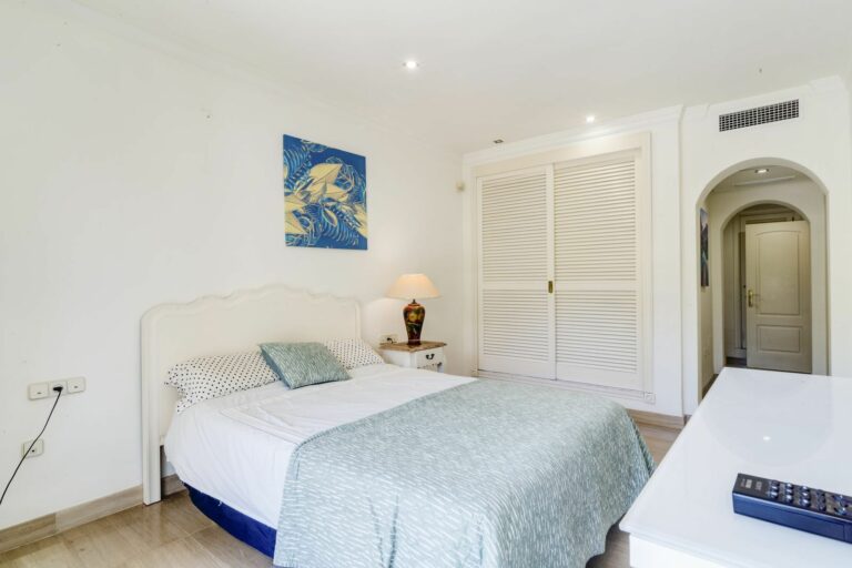 434d5777524d96b86efd55af23c065f5 - 12