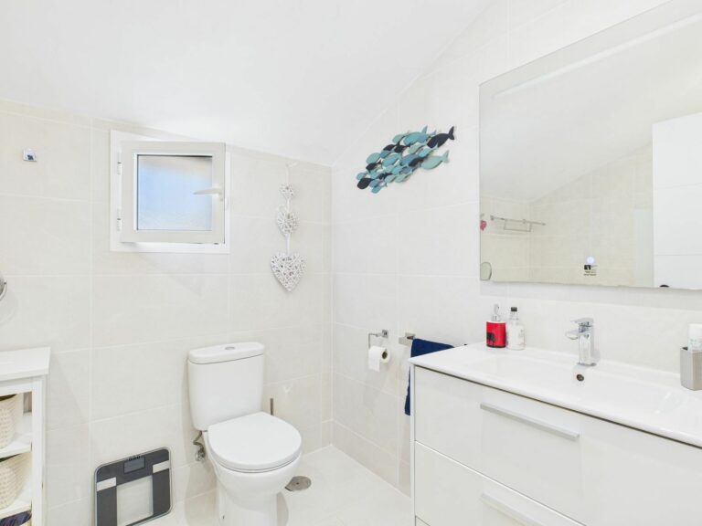 4380f8d1f807d2e1b66699d86d4df31b - 14