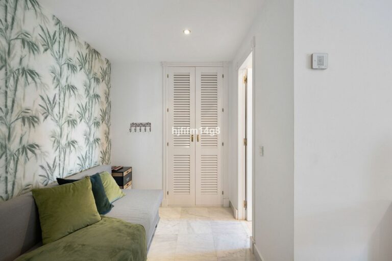 43a5dfe9a496d3e98fcc7e6485a7be7e - 15