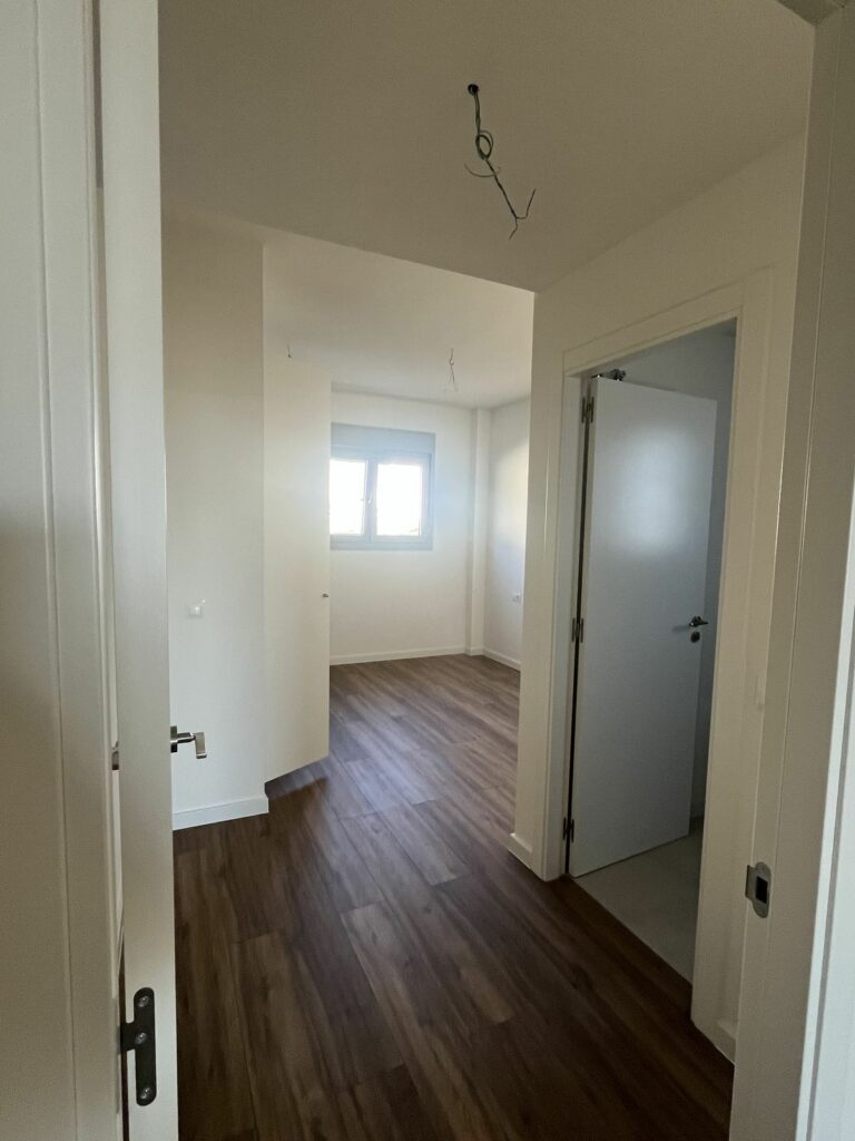 43aeeeea9d280e18fe8cb82212257753 - 10