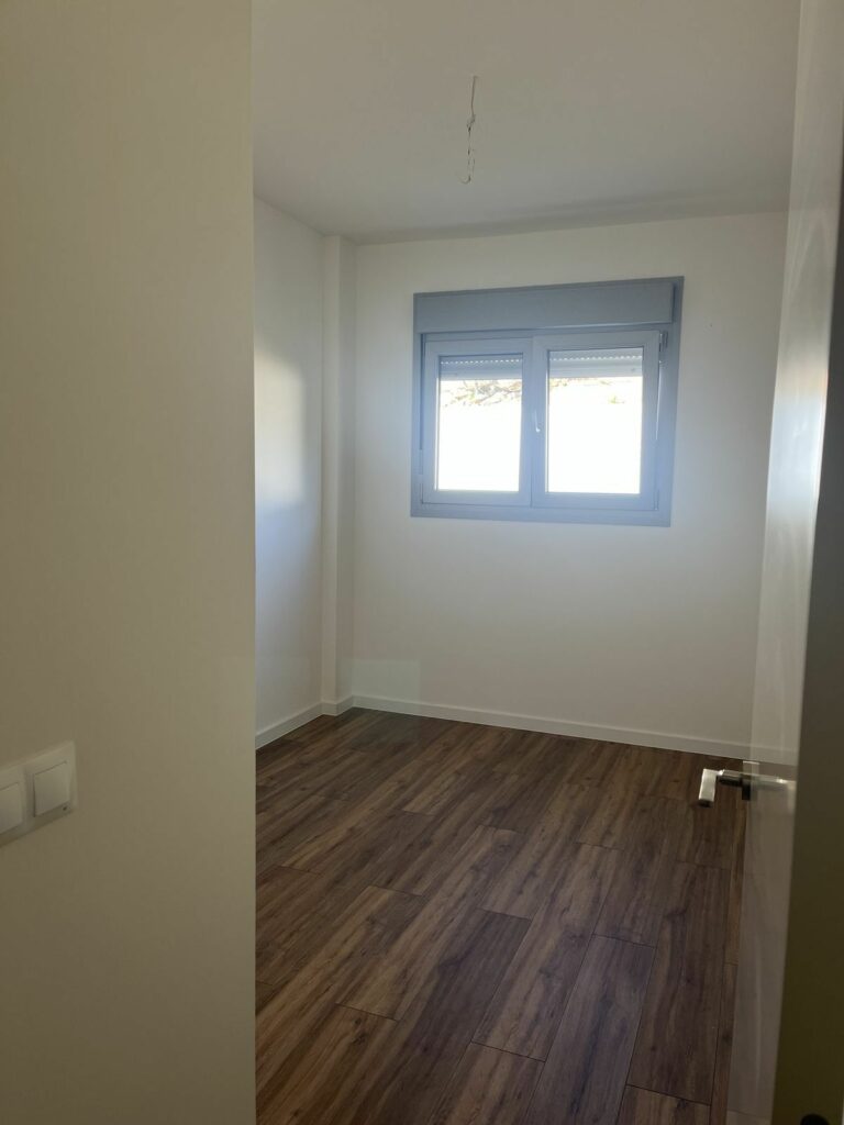 43aeeeea9d280e18fe8cb82212257753 - 15