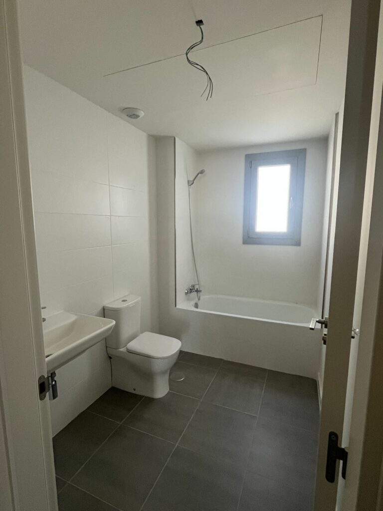 43aeeeea9d280e18fe8cb82212257753 - 16